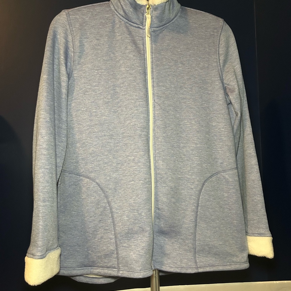 Cuddl Duds fleece jacket. Women’s size small. Light blue